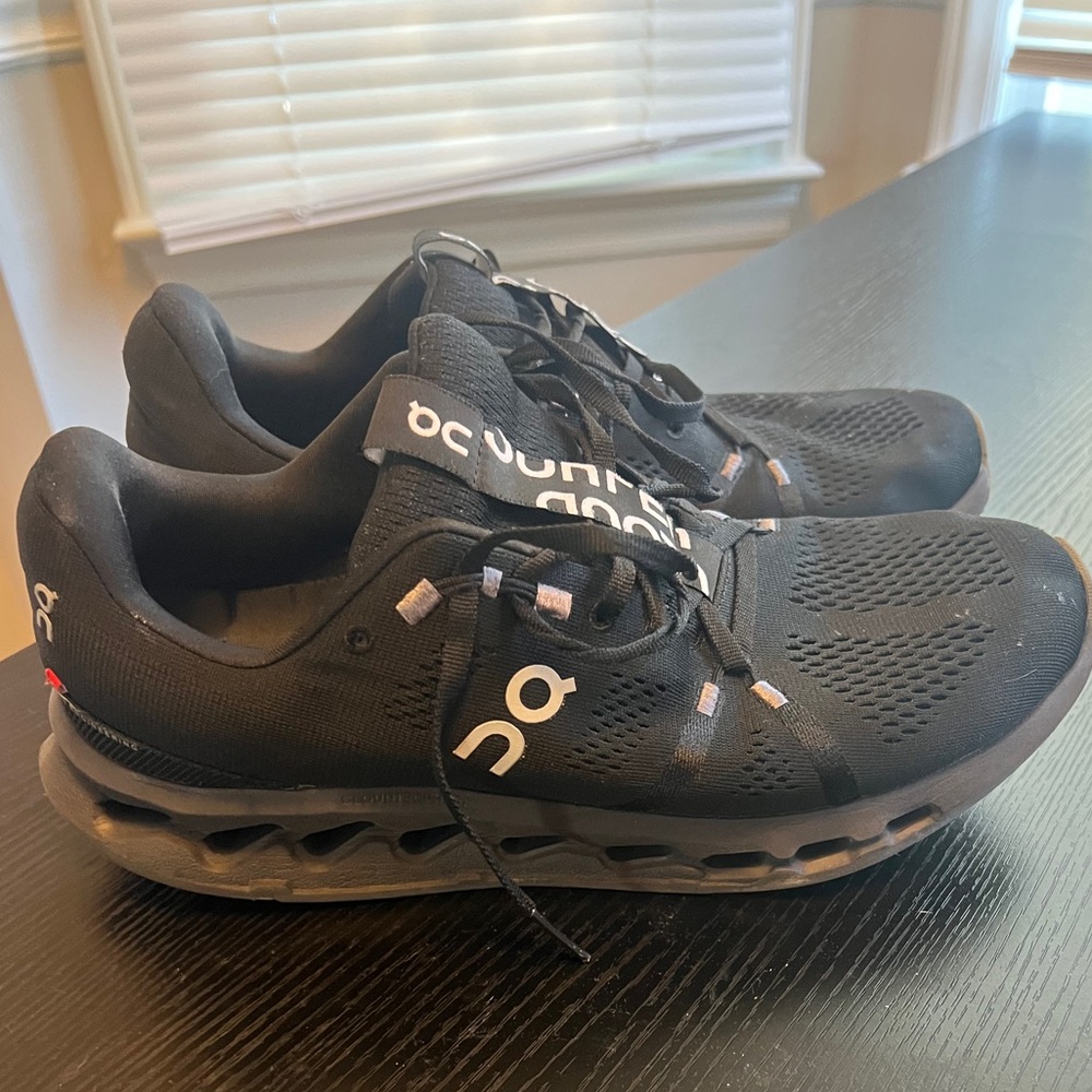 On running-Cloud Surfers